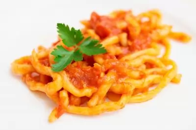 Immagine rappresentativa del prodotto Kit Pici all'Aglione per 6 persone