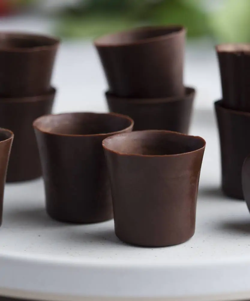 Foto Bicchierini di cioccolato fondente - 15 pz 