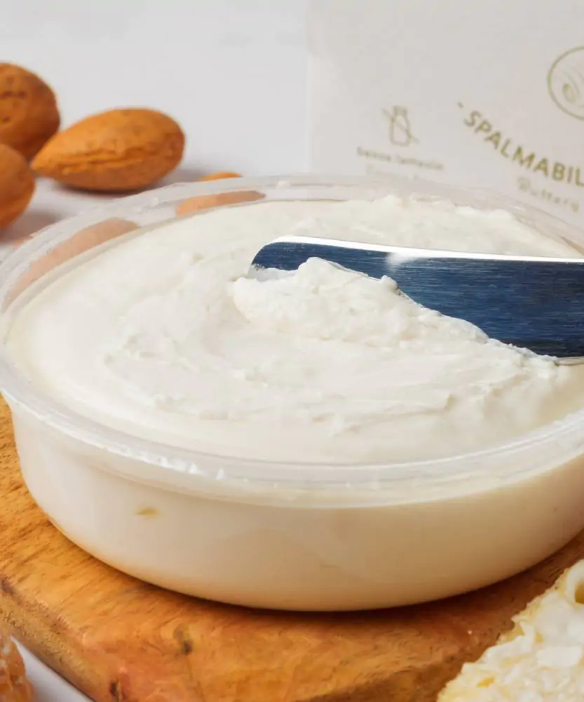 Foto Burrella a base di latte di Mandorla BIO 
