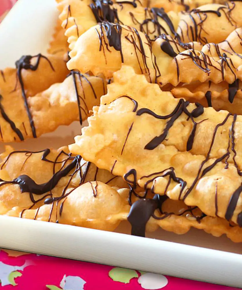 Foto Frappe artigianali fritte con cioccolato 