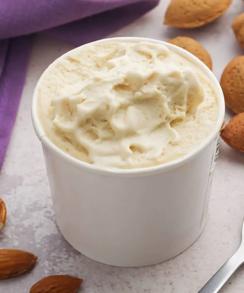 Foto Gelato artigianale alle Mandorle BIO 