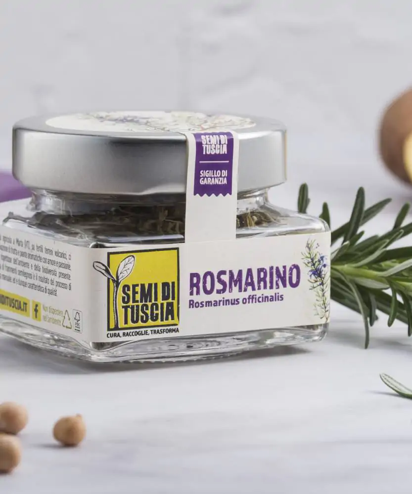 Foto Rosmarino essiccato a foglie intere 