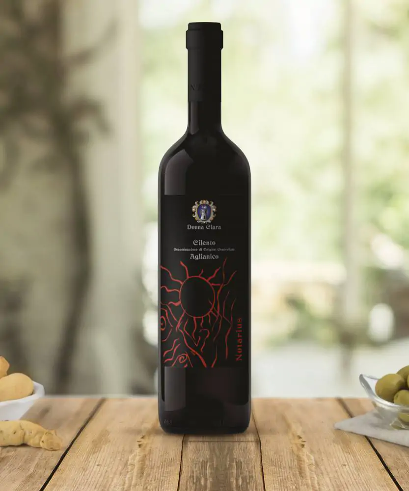 Foto Aglianico Vino rosso Cilento DOP 