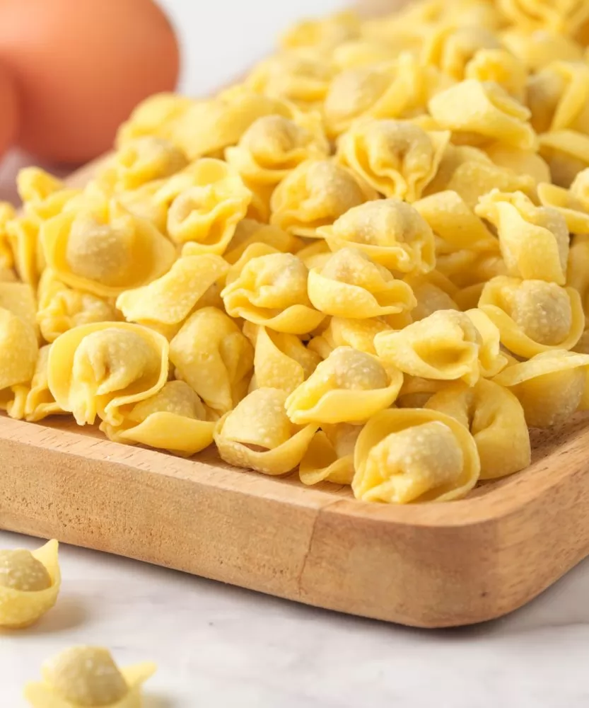 Foto Cappelletti con prosciutto crudo 