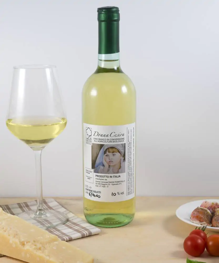 Foto Donna Cesira - Vino bianco da tavola Solidale del Lazio 